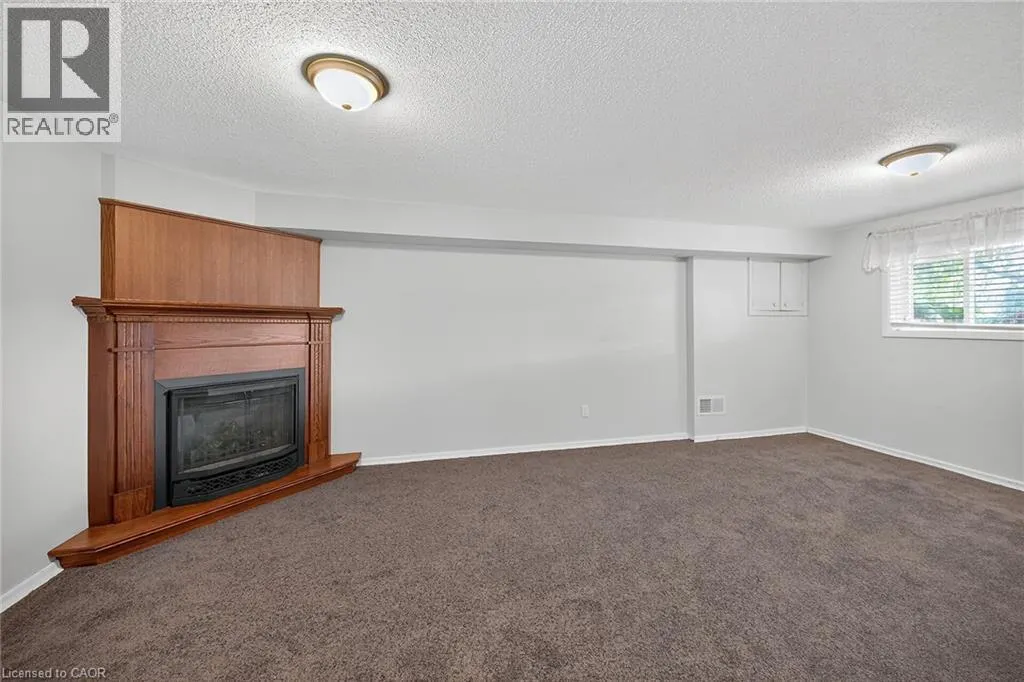 6 KIRKLAND Avenue