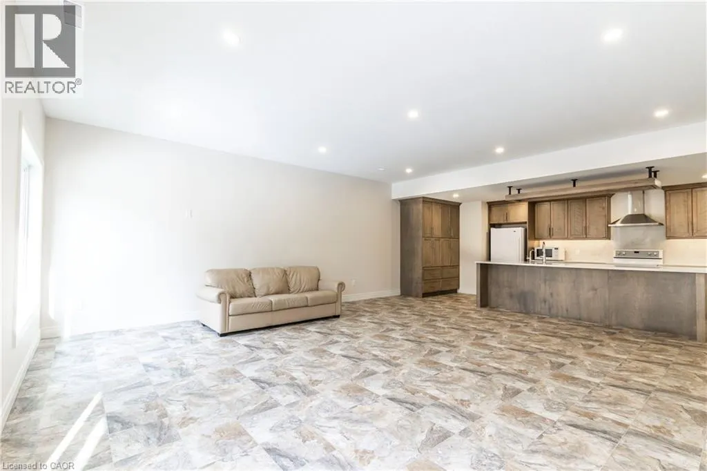 1078 A CONCESSION Road