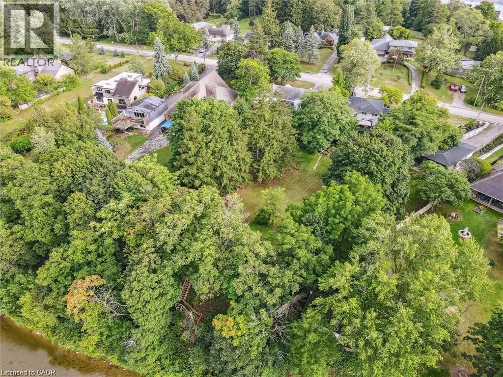 120 RIVERBANK Drive