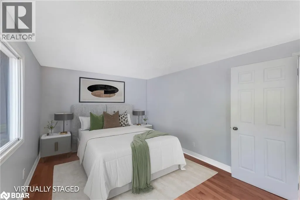 3 COMFORTS Cove