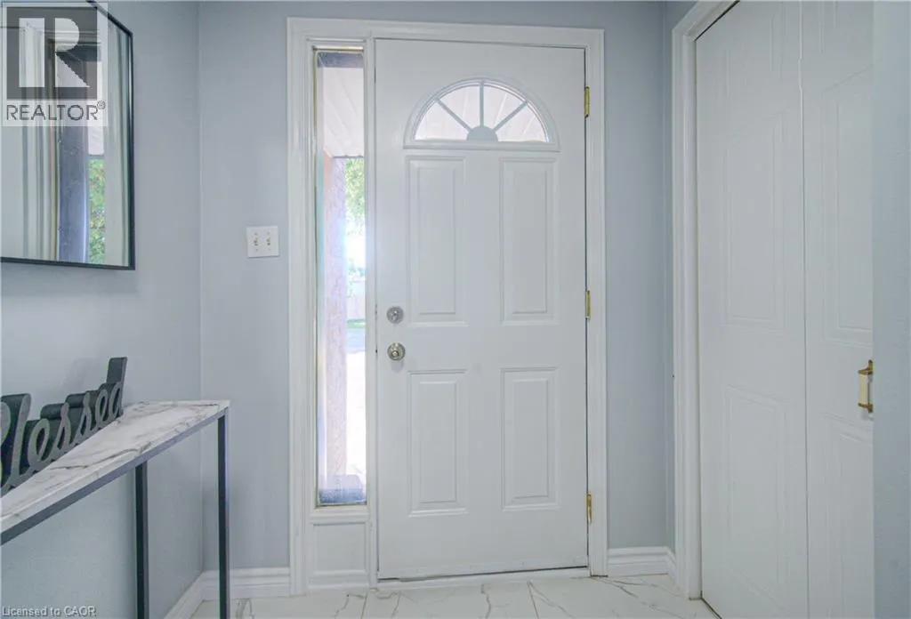 38 POPLAR Drive