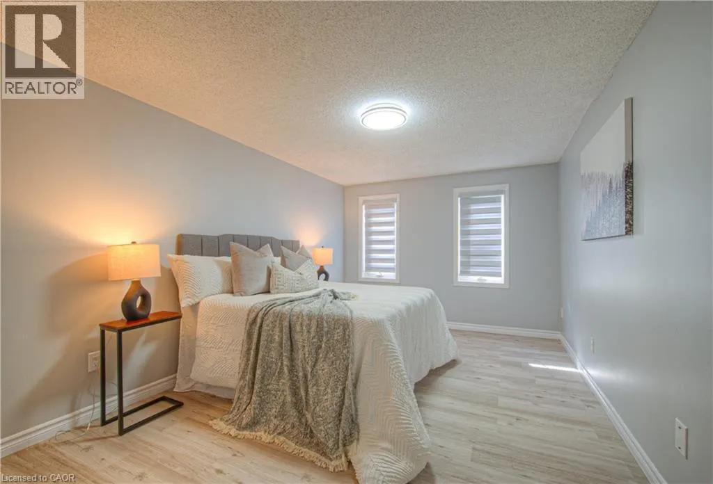 38 POPLAR Drive