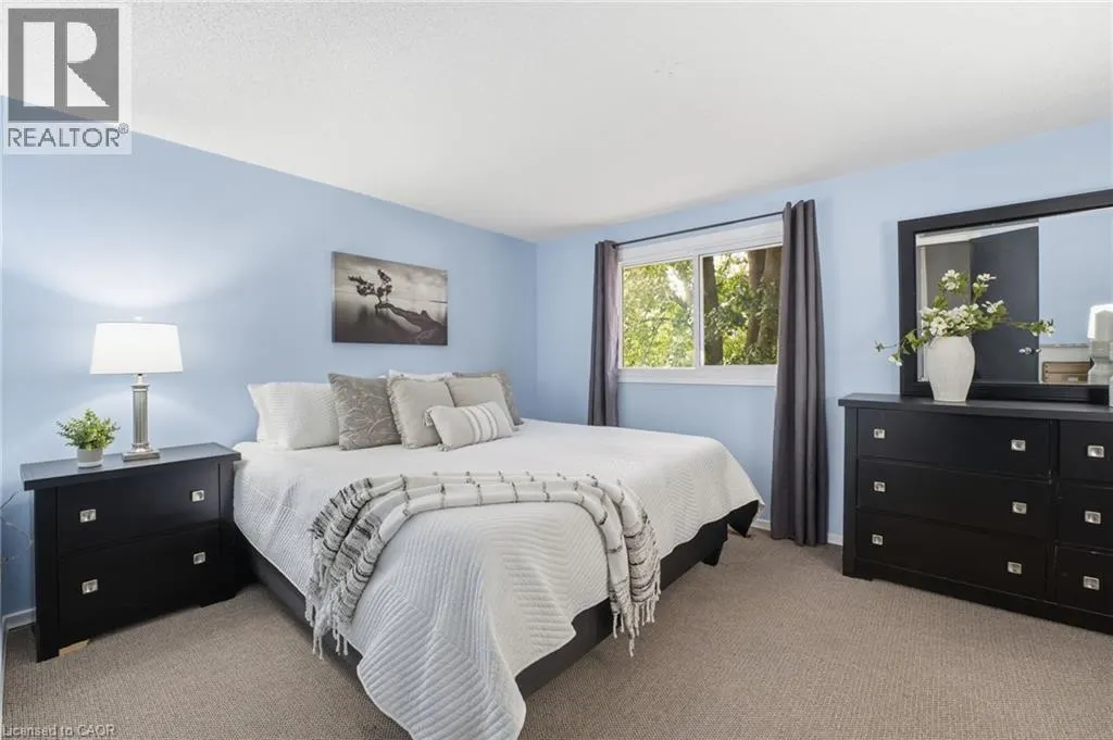 445 KINGSCOURT Drive Unit# 6, #6