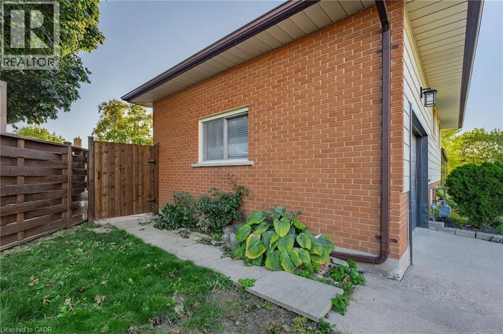 19 ELM RIDGE Drive Unit# LOWER, #LOWER