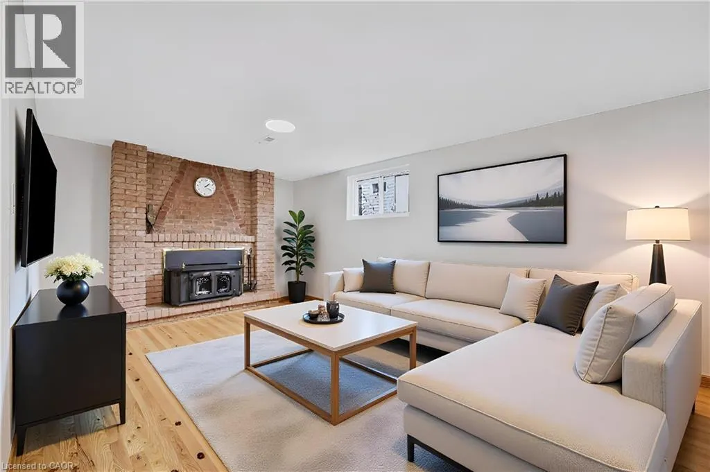 215 DEWITT Road