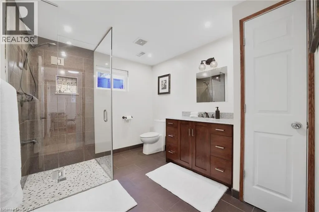 215 DEWITT Road