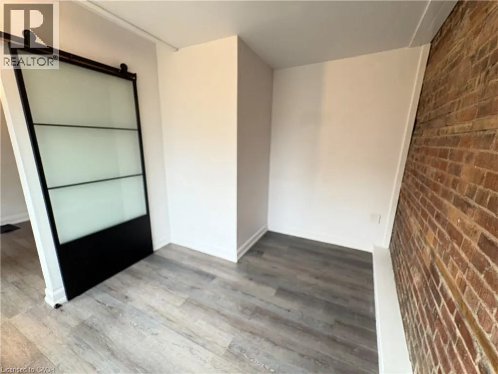 83 GIBSON Avenue Unit# 2, #2