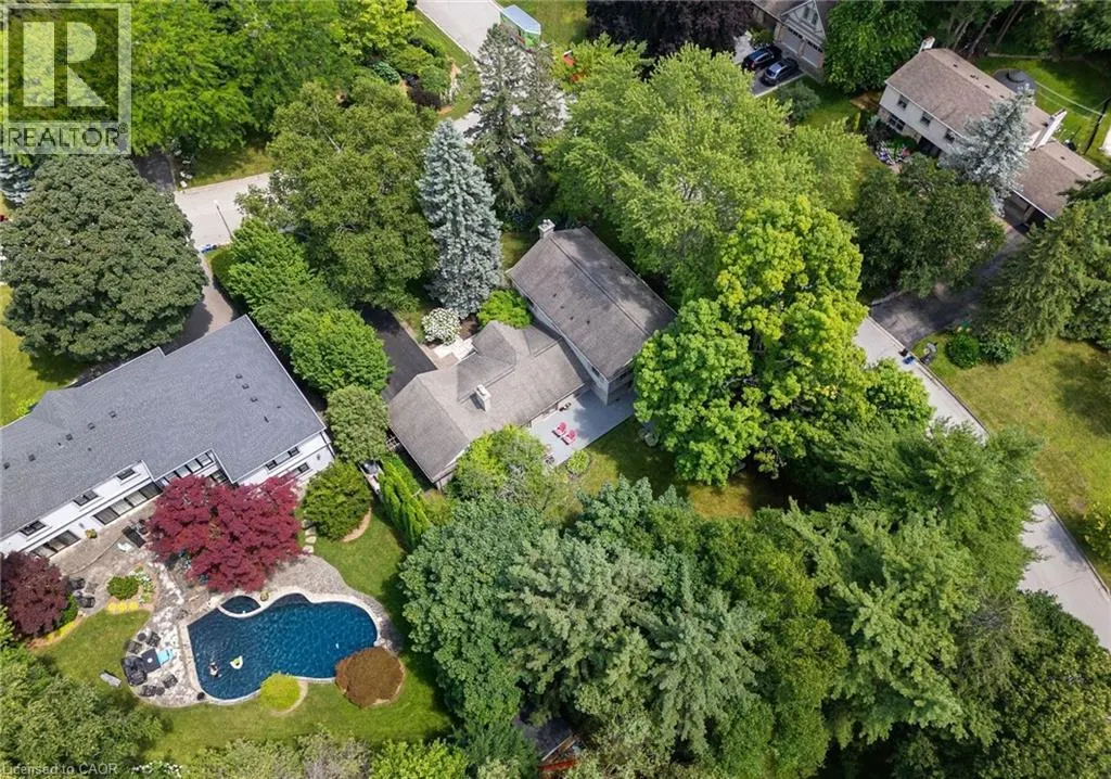 250 DALEWOOD Drive