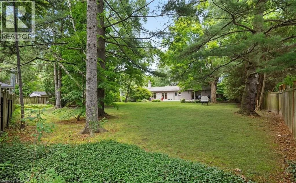 250 DALEWOOD Drive