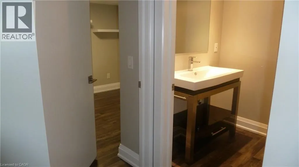 6 GRENVILLE Avenue Unit# LOWER, #LOWER