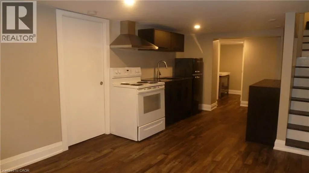 6 GRENVILLE Avenue Unit# LOWER, #LOWER