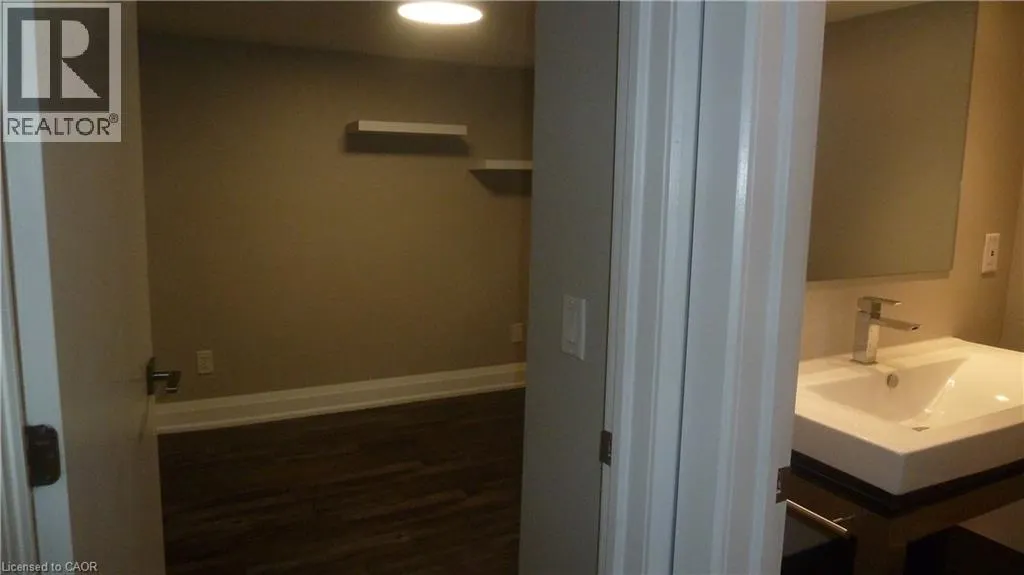 6 GRENVILLE Avenue Unit# LOWER, #LOWER