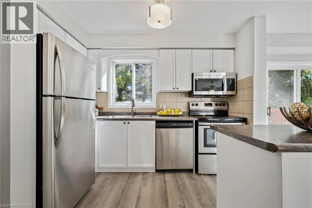 409 LAUREL GATE Drive
