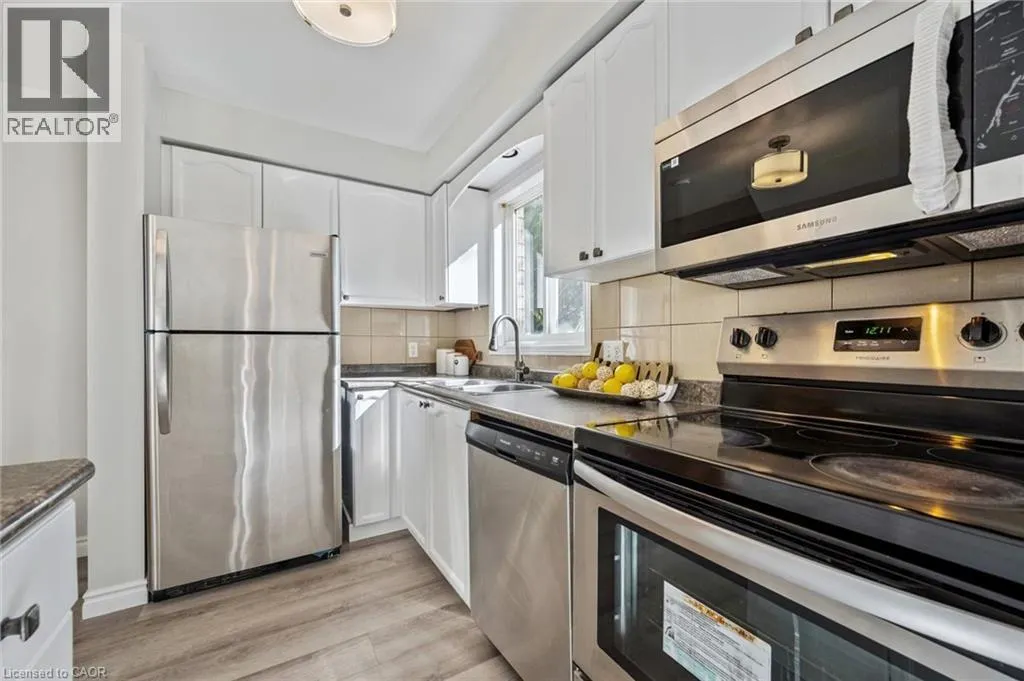 409 LAUREL GATE Drive
