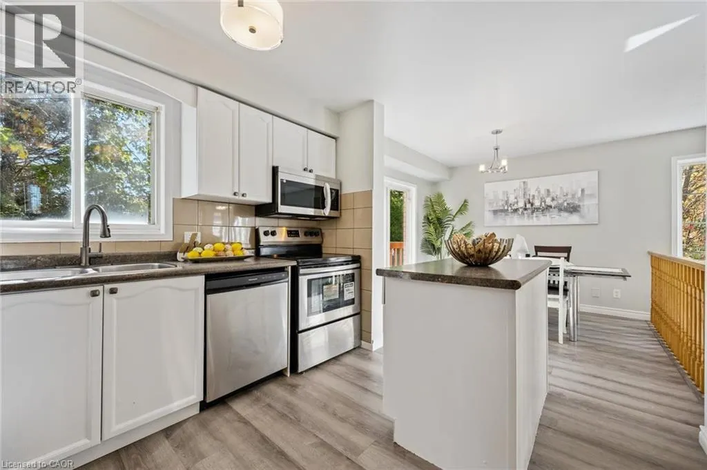409 LAUREL GATE Drive