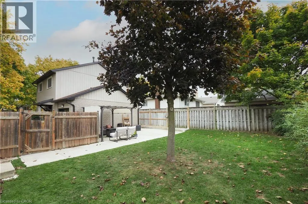 143 ANGELA Crescent