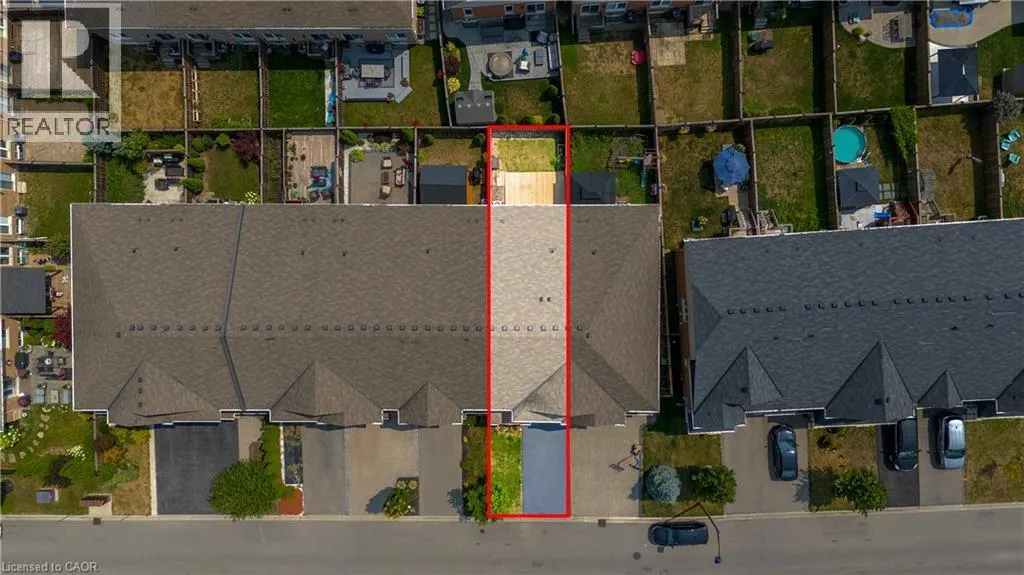 28 CHARLESWOOD Crescent