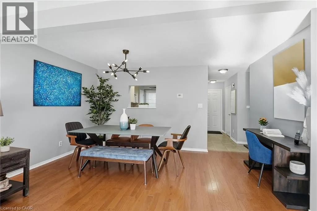 55 KERMAN Avenue Unit# 9, #9