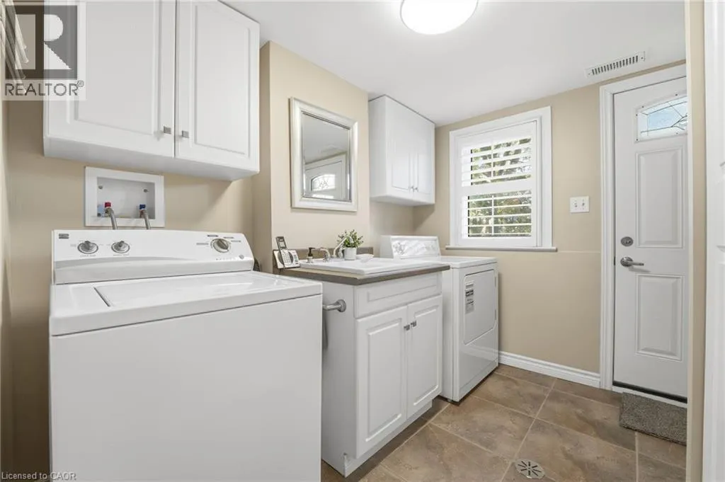 37 KENSINGTON Avenue