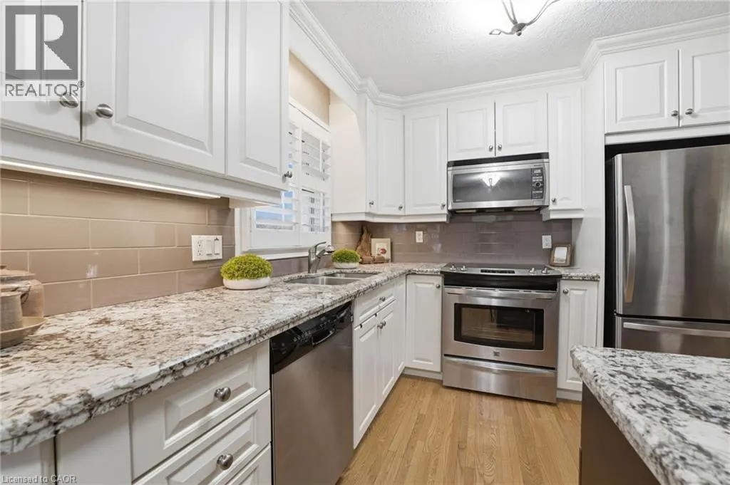 37 KENSINGTON Avenue