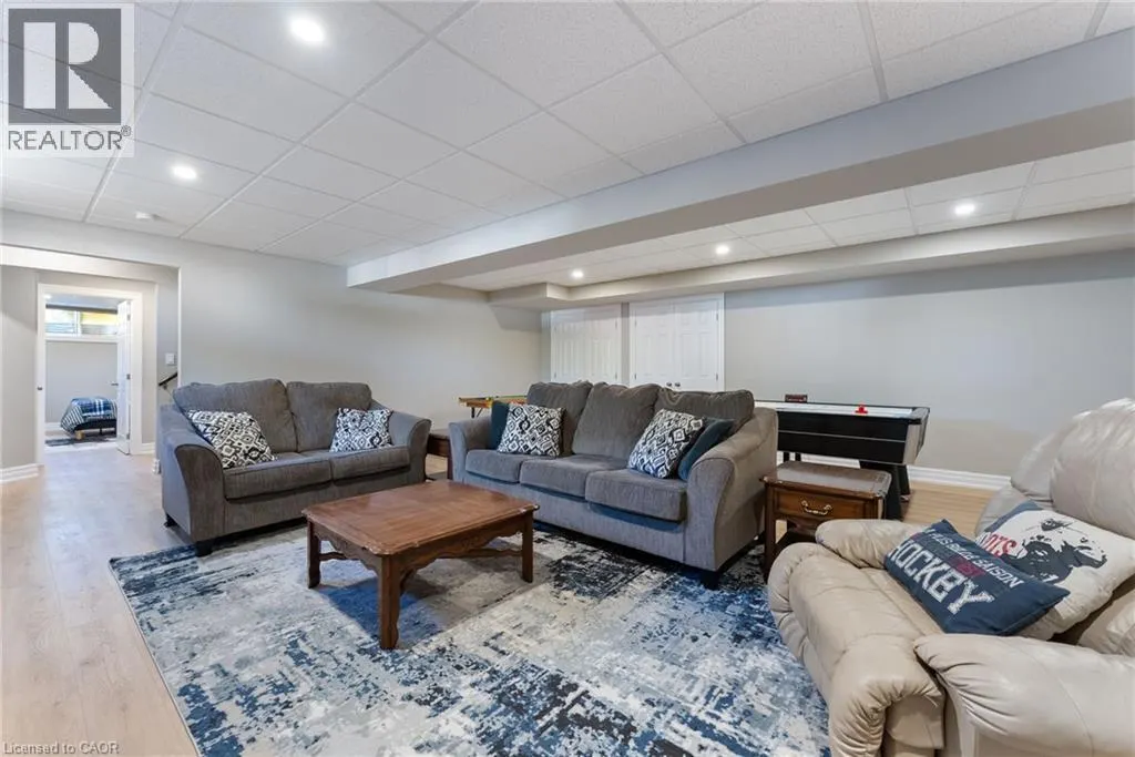 374 SYDENHAM Road