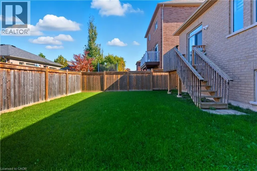 18 ANGELA Crescent