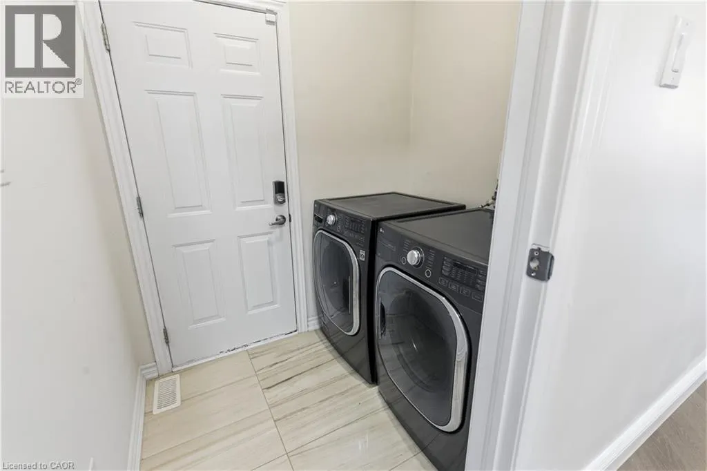 18 ANGELA Crescent
