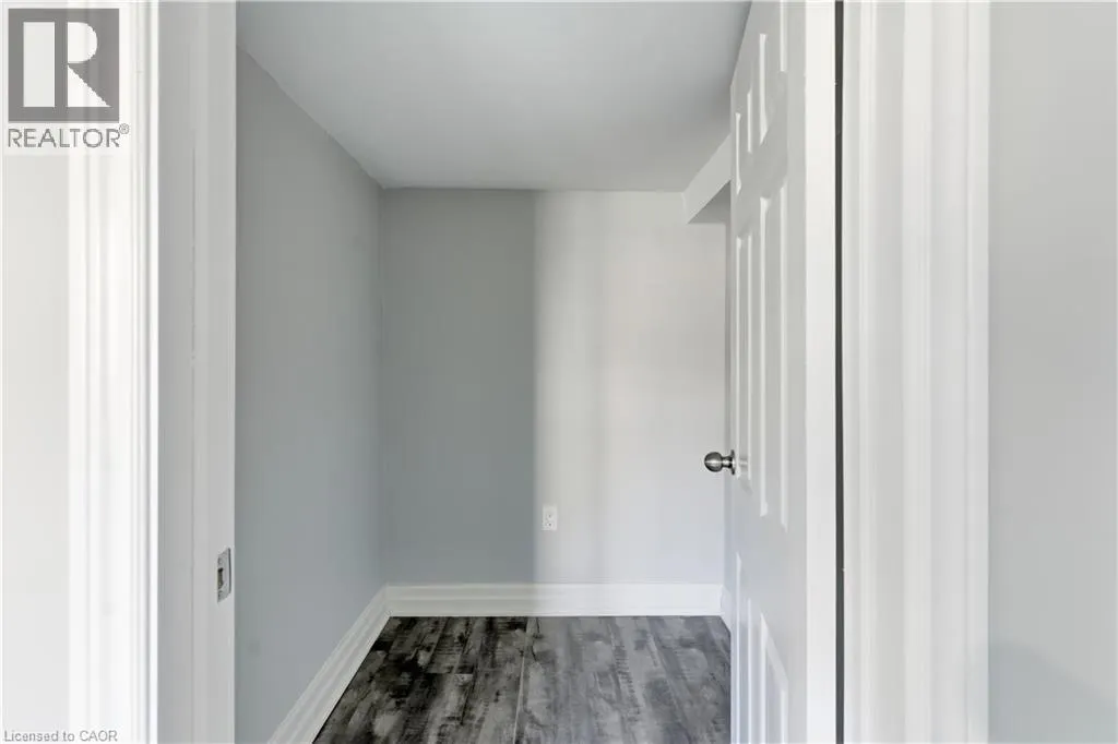 18 ANGELA Crescent