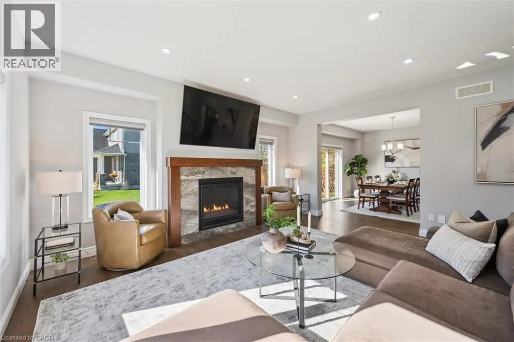 8 GRIFFITH Court