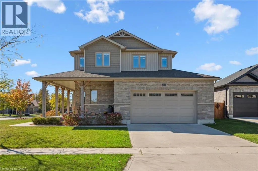 8 GRIFFITH Court