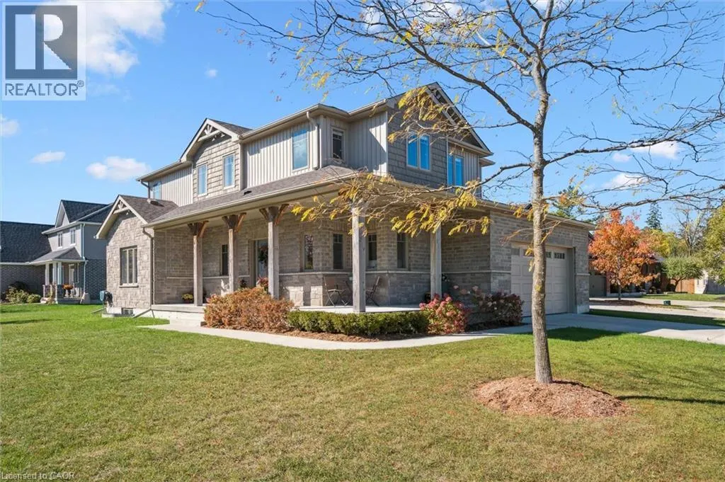 8 GRIFFITH Court
