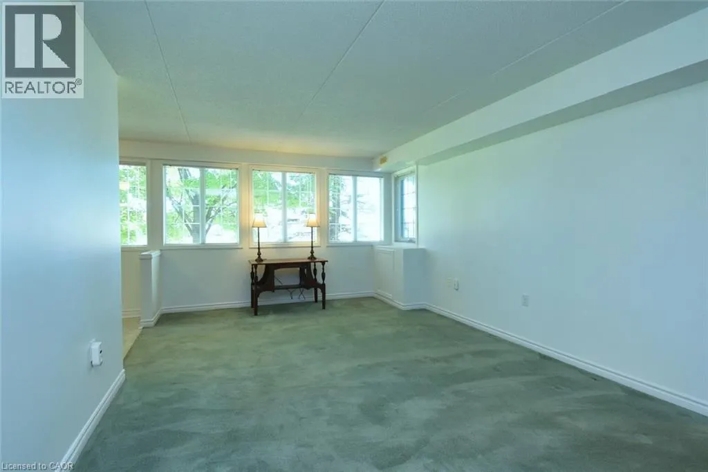 600 SILVERBIRCH Boulevard Unit# 102, #102