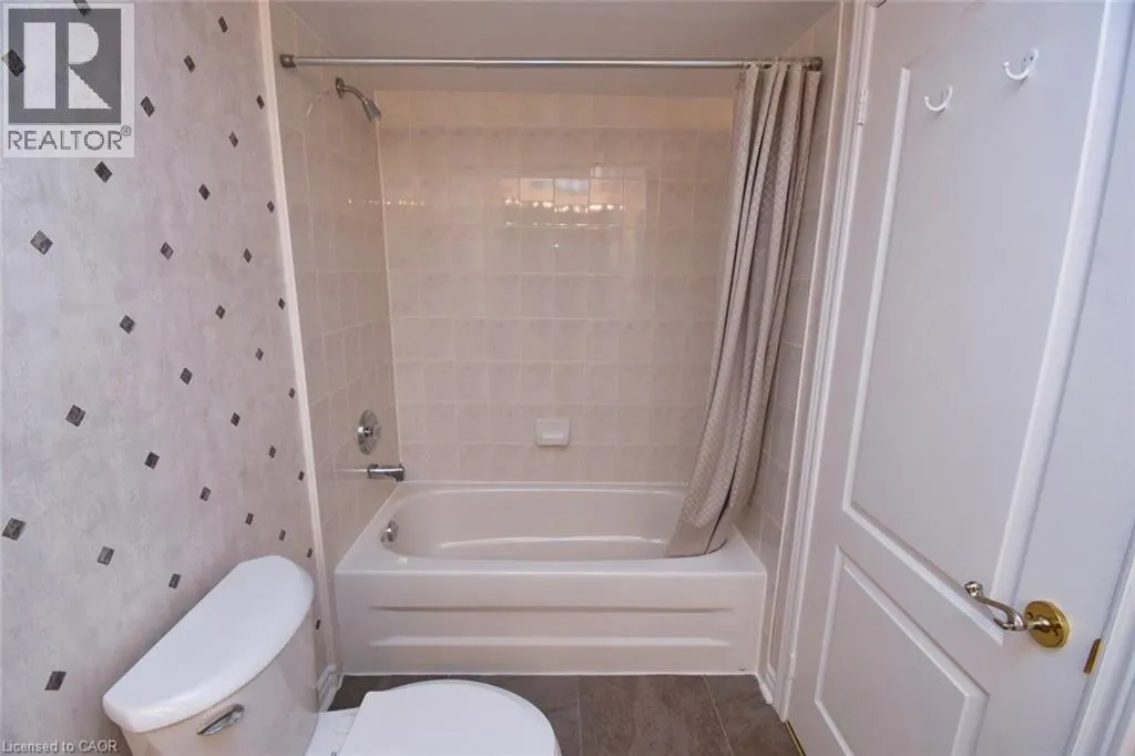 600 SILVERBIRCH Boulevard Unit# 102, #102