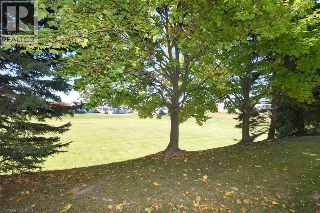 600 SILVERBIRCH Boulevard Unit# 102, #102