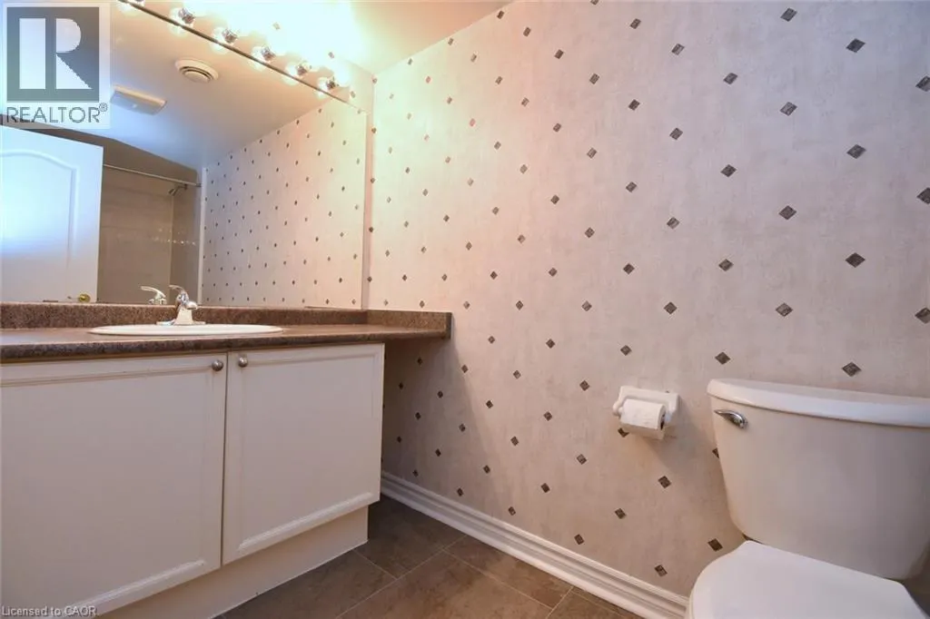 600 SILVERBIRCH Boulevard Unit# 102, #102