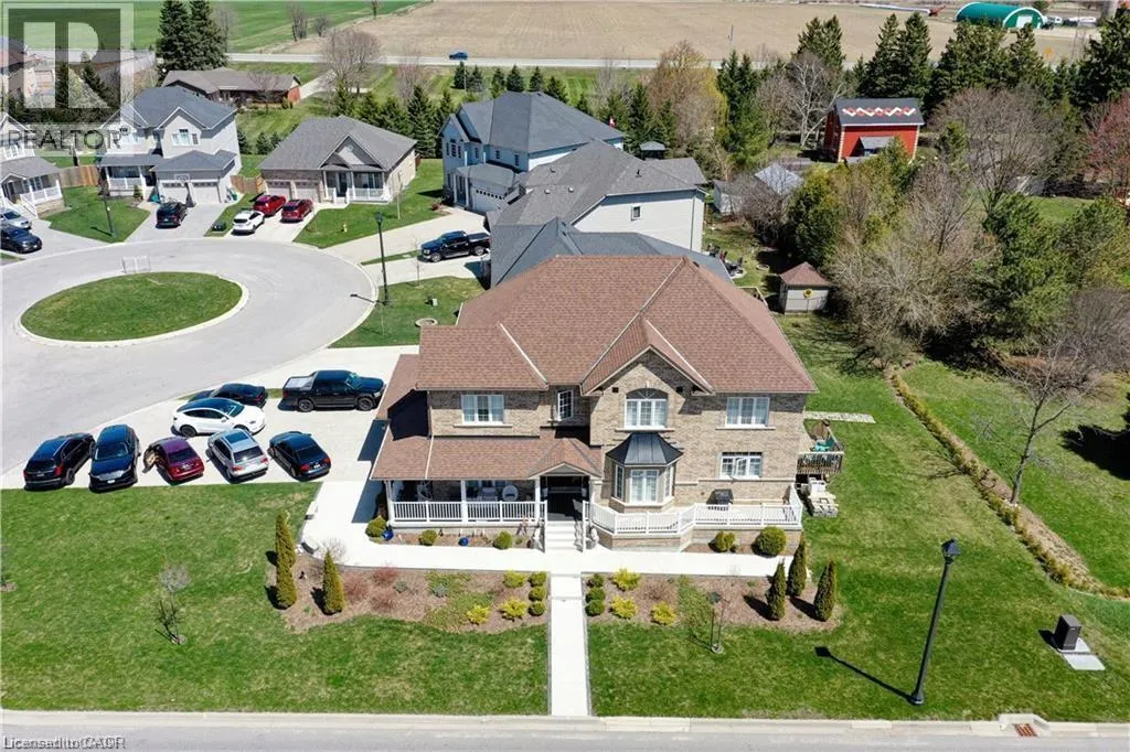 11 AITKEN Court