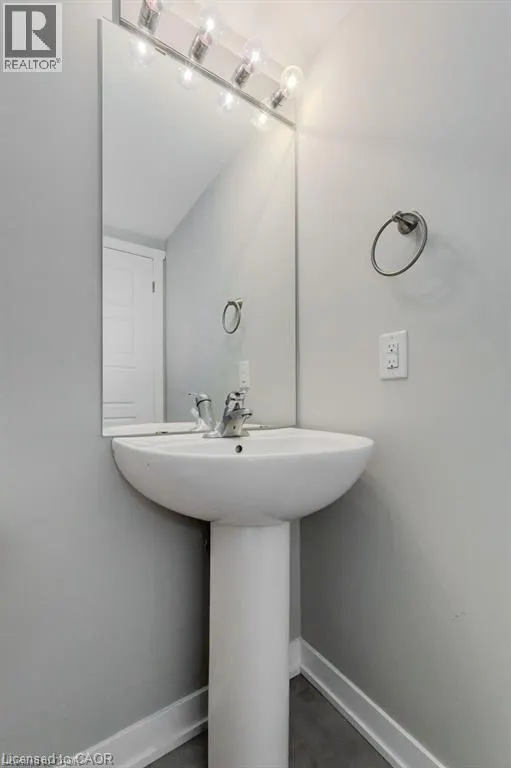1331 COUNTRYSTONE Drive Unit# A2, #A2