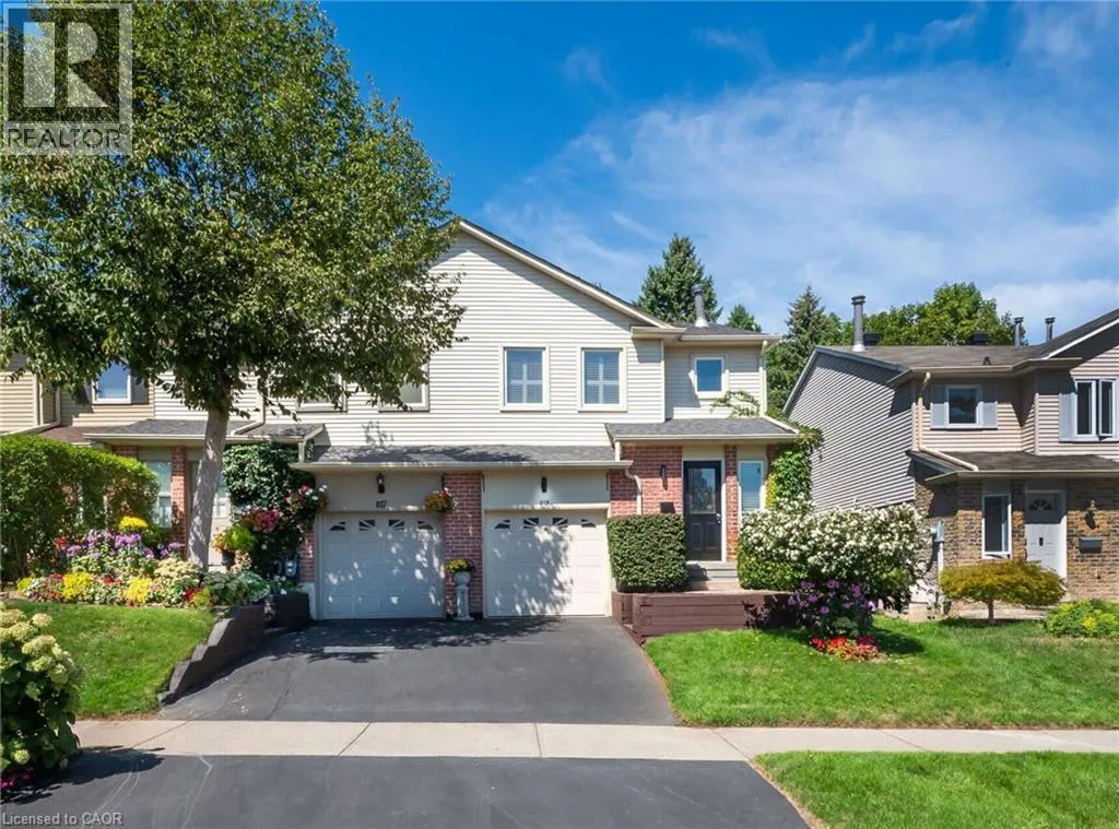 815 SWEETWATER Crescent
