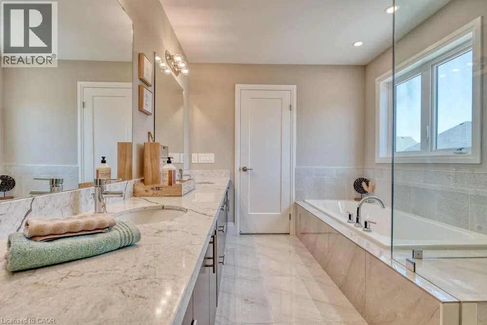 146 ROCKLEDGE Drive