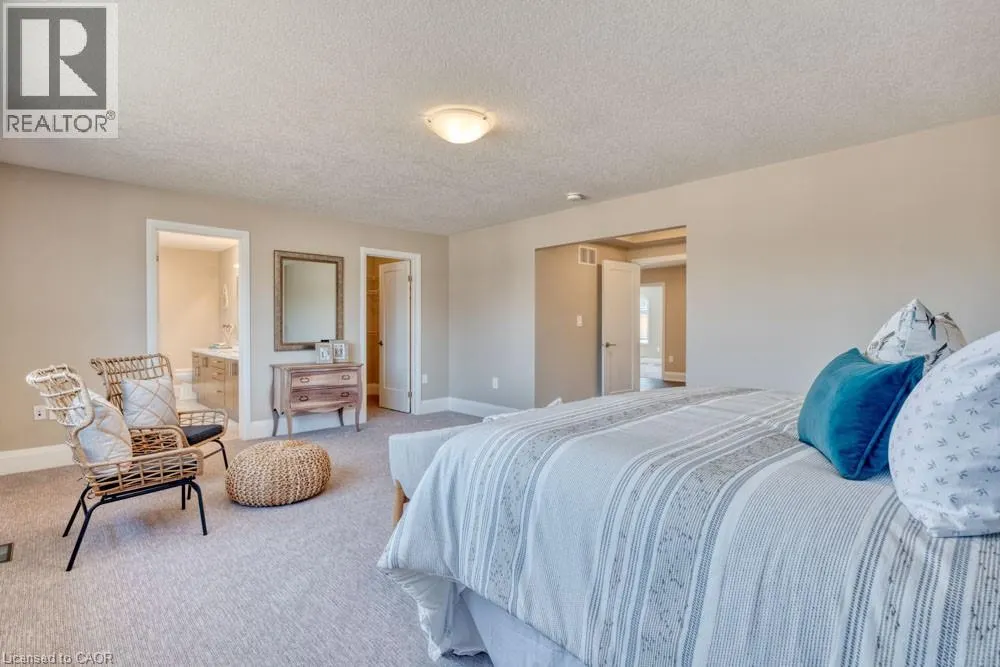 146 ROCKLEDGE Drive