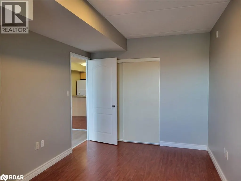 85 BARRIE Road Unit# 411, #411