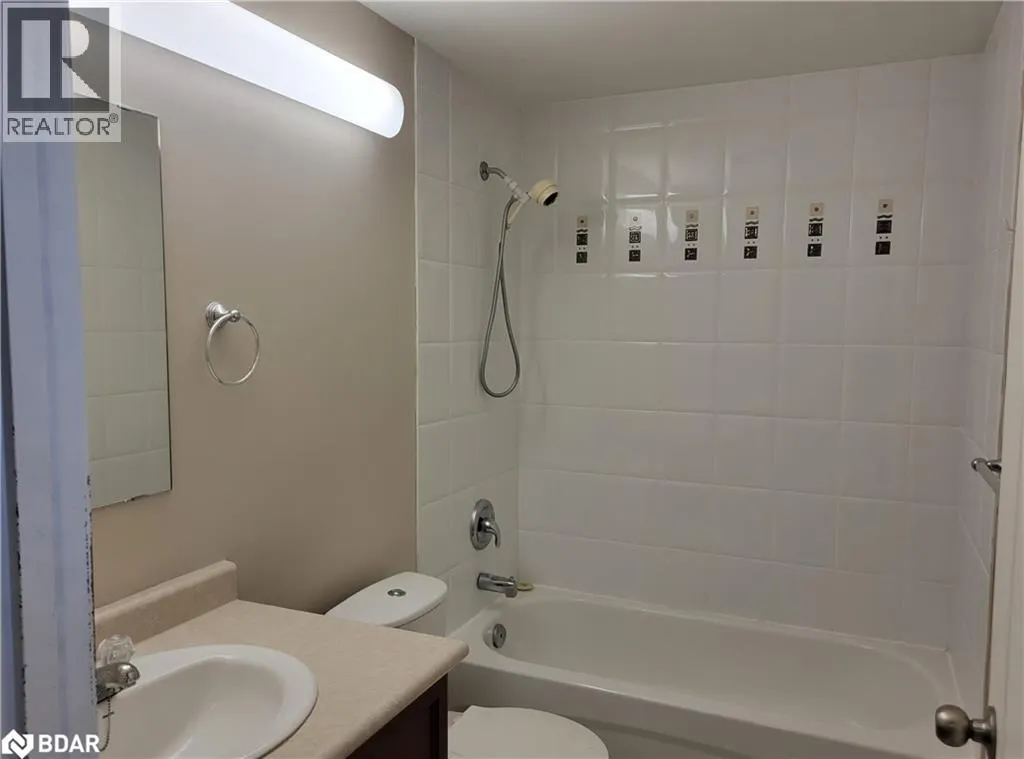 85 BARRIE Road Unit# 411, #411