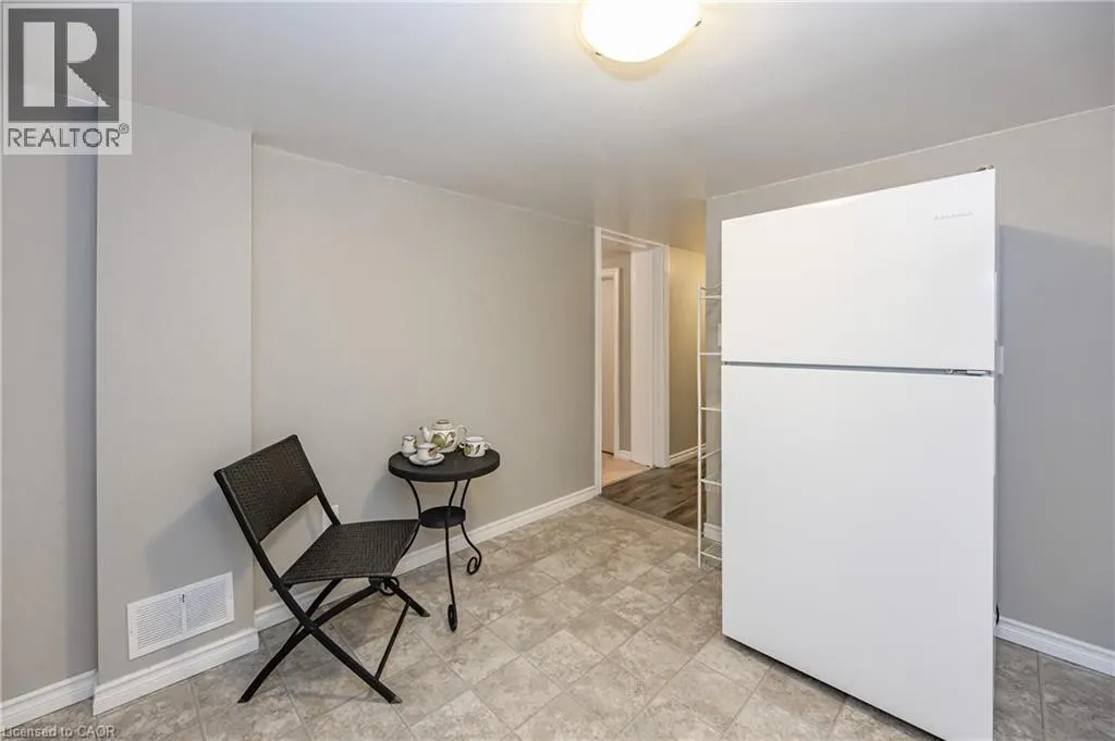 31 DIEPPE Avenue Unit# Lower, #Lower