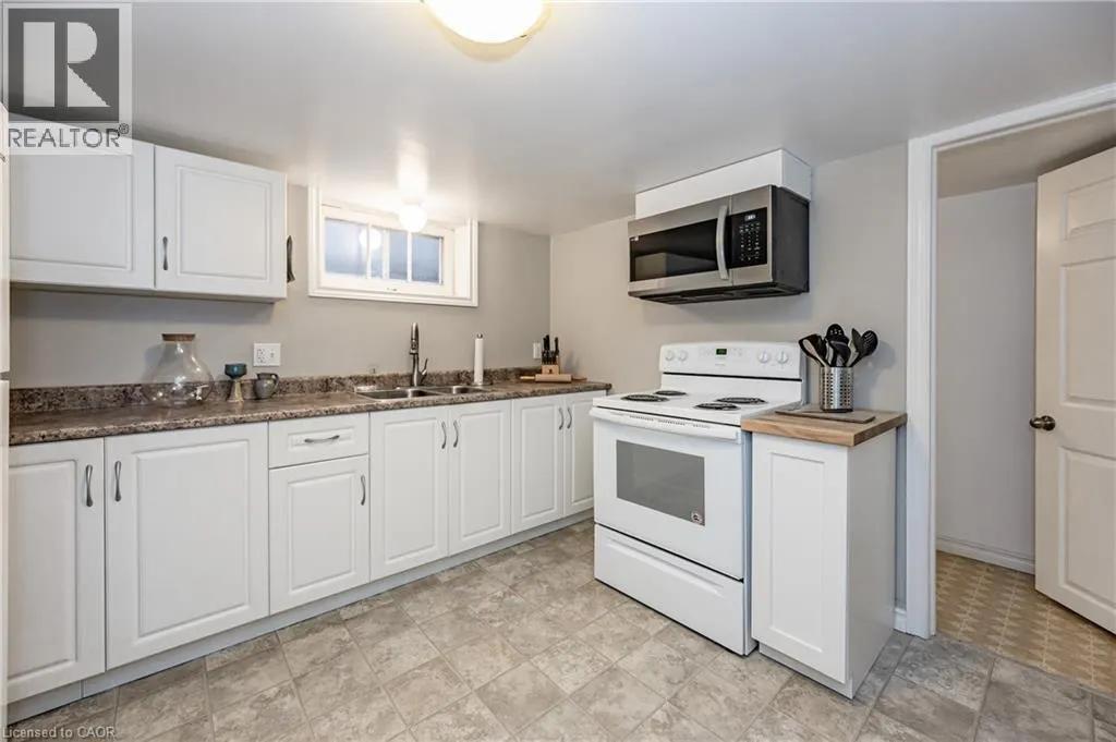 31 DIEPPE Avenue Unit# Lower, #Lower