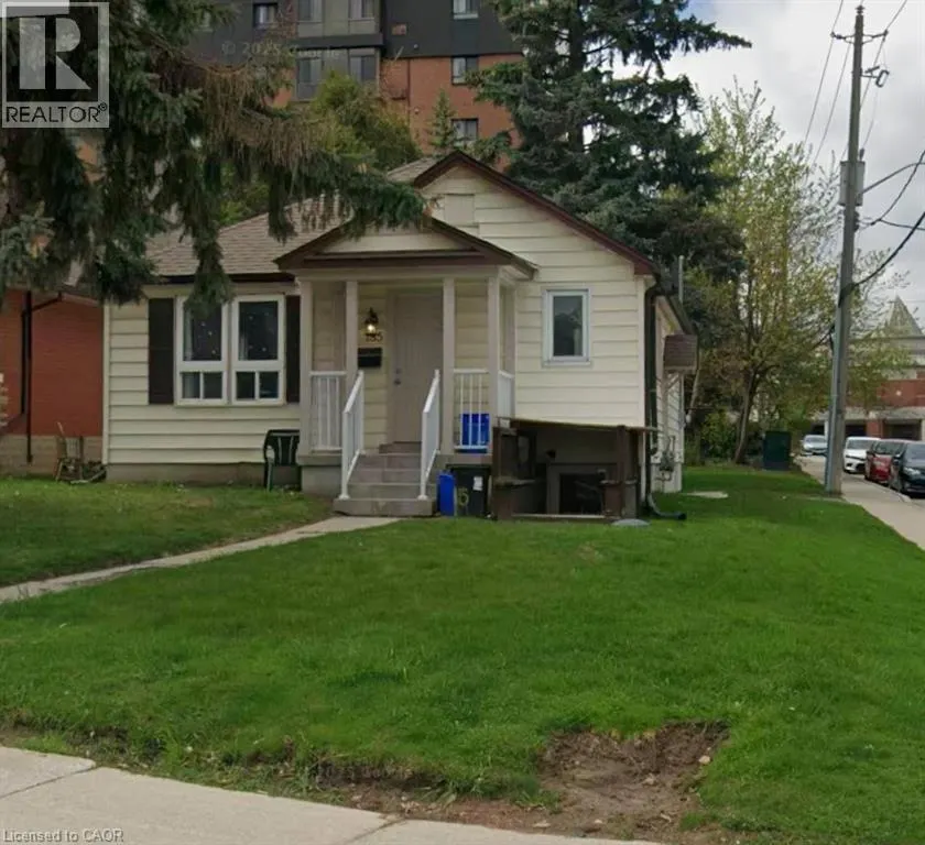 185 REGINA Street N