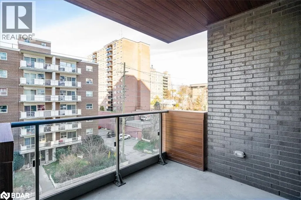 21 PARK Street E Unit# 315, #315