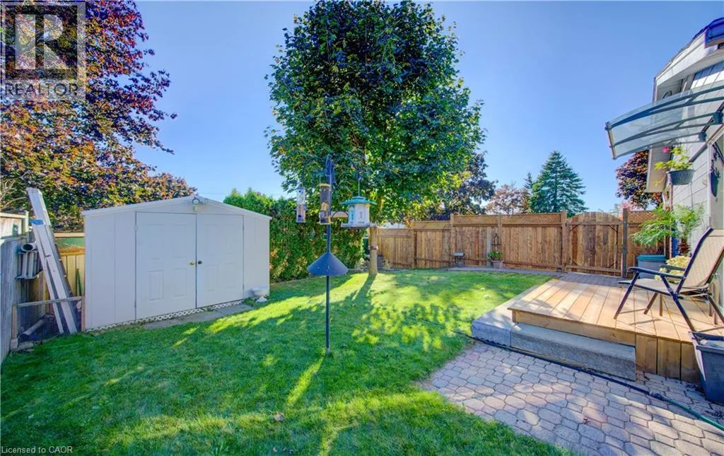 55 GRACEFIELD Crescent
