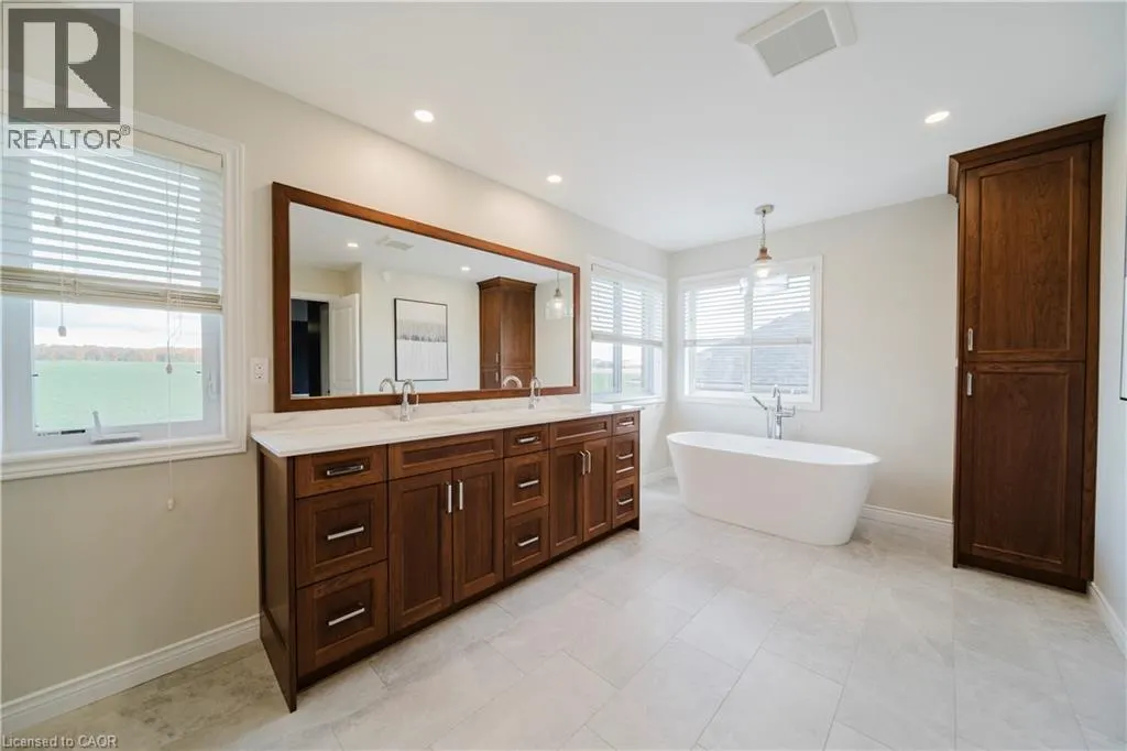 13 ERHARDT WAGNER Place