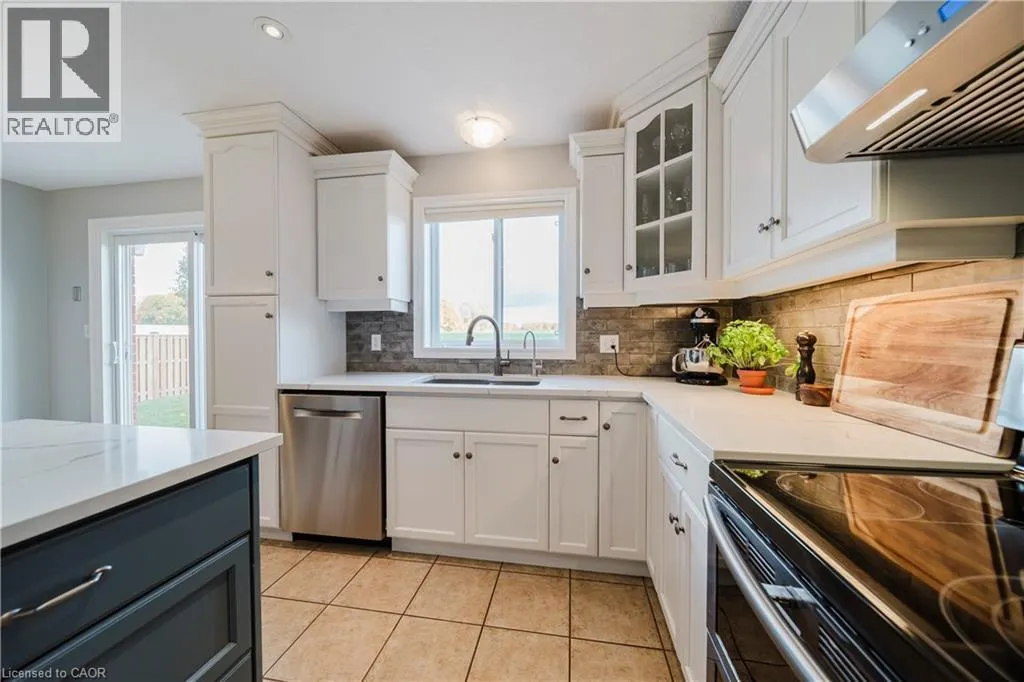 13 ERHARDT WAGNER Place