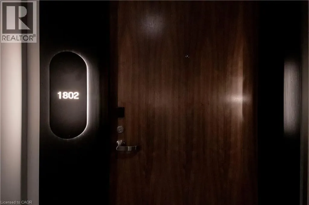 25 WELLINGTON Street S Unit# 1802, #1802